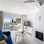 Appartement Bel Avec Piscine Commune, Roses, Dulce Vida 1 By Welhomy *