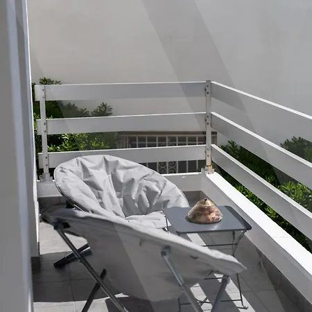 Bel Avec Piscine Commune, Roses, Dulce Vida 1 By Welhomy Apartment *